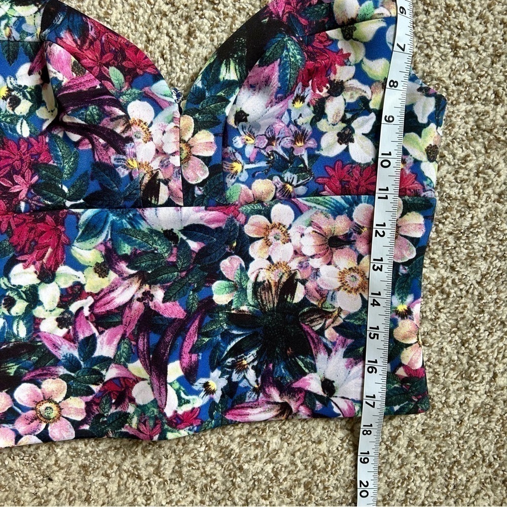 Guess Sweetheart Neckline Floral Tank Top Crop Top Back Zipper Medium - Picture 6 of 7